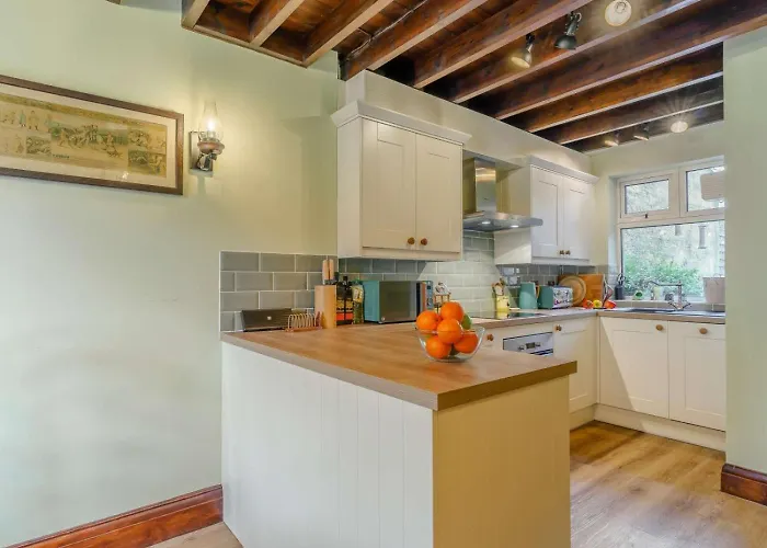 3 Bed In Harrogate Oc-87478 *